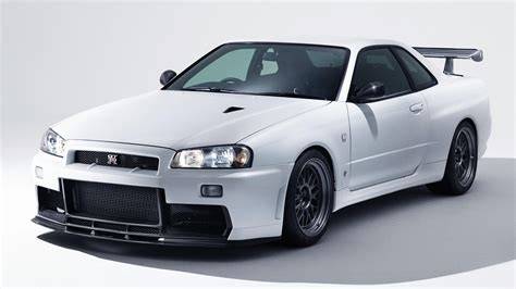 Infografika: Srovnání verzí GT-R R34 a klíčových komponentů podvozku
