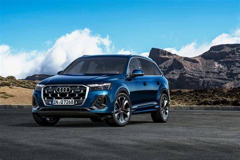 Fotografie: Audi Q7 e-tron v terénním režimu
