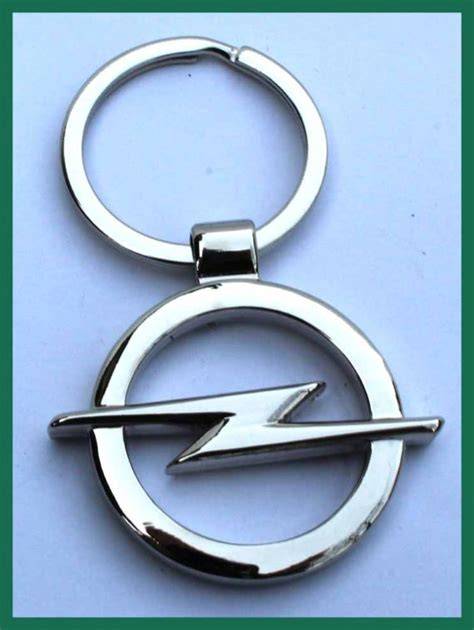 Opel logo oboustranná klíčenka vizuál