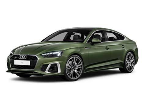 Audi A5 Sportback jízda na zasněžené silnici