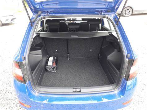 zavazadlovy prostor fabia combi