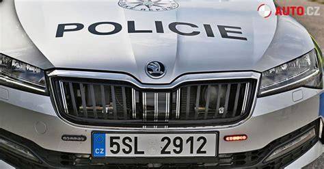 infografika - pořadí nejsilnějších policejních aut v ČR