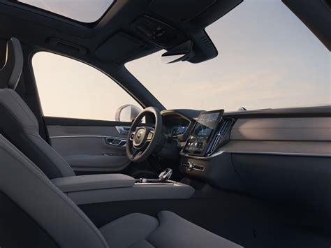 Uspořádání interiéru Volvo XC90 a jeho moderní dotykový displej