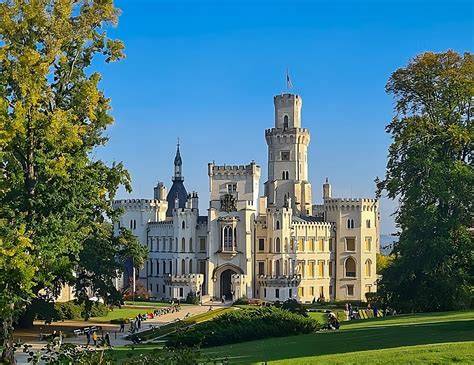 zámek Hluboká nad Vltavou architektura a zahrady