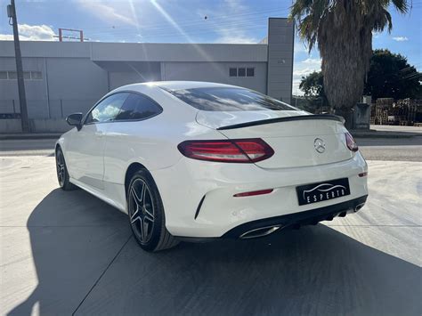 Mercedes-Benz C 220d rozměry a proporce