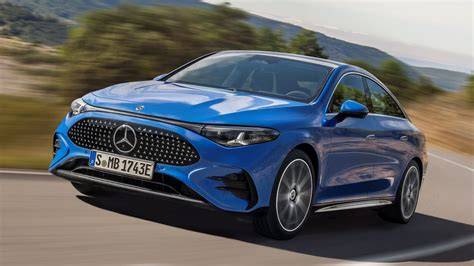 Mercedes C motorová porovnání a diskuse (infografika)