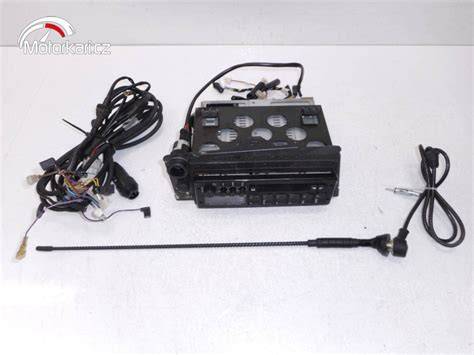 Rádio systém Mercedes model alignment