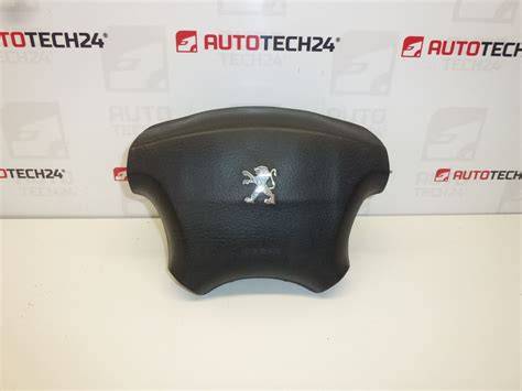 Airbag systém v interiéru vozu Peugeot 406 (ilustrace volantu a palubní desky)