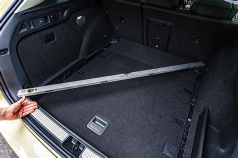 mazda6 kombi sklopení zadních sedadel srovnáni