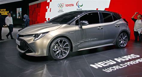 Toyota Auris v Novém Jičíně s detaily