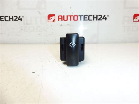 Spínač kufru Citroën Xsara vyobrazení umístění