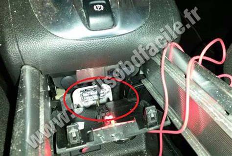 obd2 port opel meriva umístění