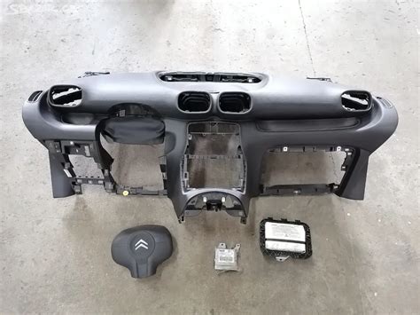 palubní deska a controlky Citroën C3