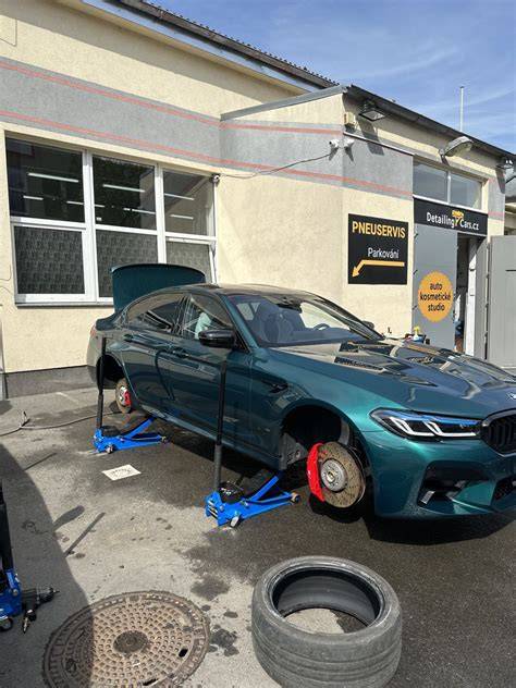 pneuservis Mochov - výměna pneumatik a vyvážení