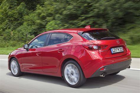 kufr Mazda 3 hatchback
