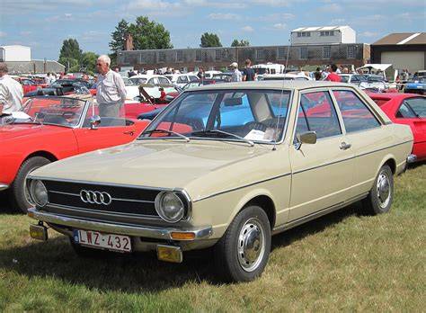 Obrázek: Audi 80 B1 a jeho ikonické linie