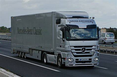 Mercedes-Benz Actros technické pokroky infografika