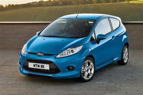 infografika_rozlozeni_budiku_ford_fiesta