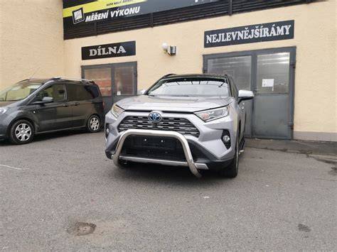 přední ochranný rám Toyota RAV4 ilustrace