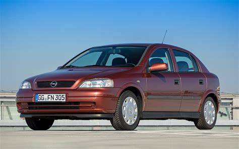 Fotografie z fóra: výměna ložiska na Opel Astra G