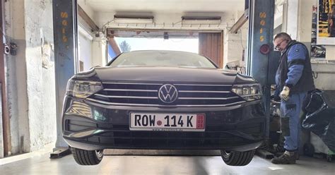 pár vybraných automobilů v autobazaru