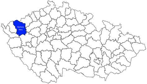 Grafika: Mapka regionu s autovrakovišti Ford v ČR a vyznačeným Karlovými Vary