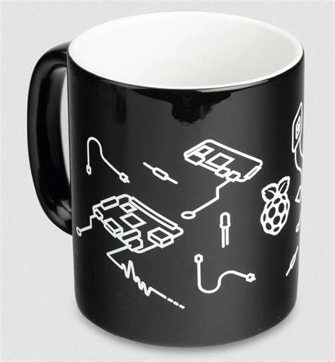 designový hrnek očkoplochý klíč černý