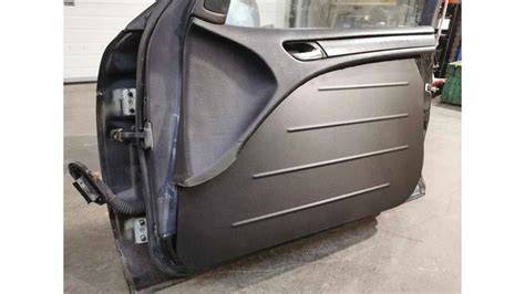 Interiérové panely BMW E46 rozvržení dveří