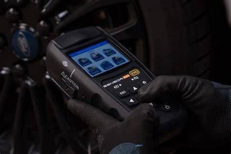 Motocyklové TPMS na řídítkách (čisté zobrazení)