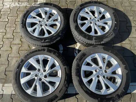 Disky a pneumatiky pro Hyundai Tucson vizualizace