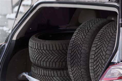 přehled zimních pneumatik 215/55 R17 vizualizace