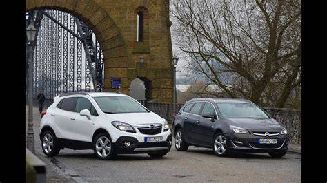 kufr a interier Astra vs Mokka