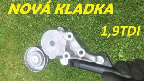 Infografika rozvodového mechanismu TDI 81 kW: kladky, řemen, napínací mechanismus a vodní čerpadlo