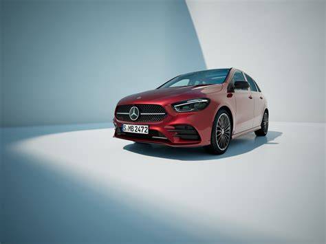 Mercedes B jízda na silnici a podvozek