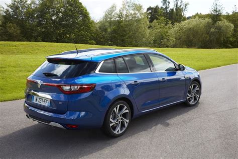 Renault Mégane Grandtour otevřený kufr s děleným dnem