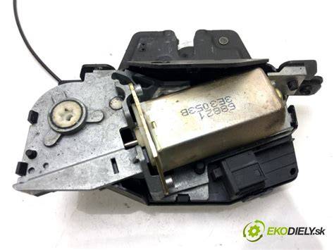 grafický přehled mechanismu dveří BMW X5 E53