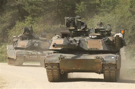 Ukázka amerických obrněných vozidel a variant