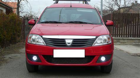 Denni svetla Dacia LED ilustrace