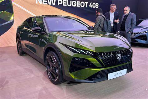 moderni design a interier peugot 408