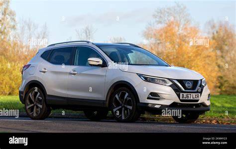 Fotografie: sklad autodílů Nissan Qashqai a balení pro zaslání
