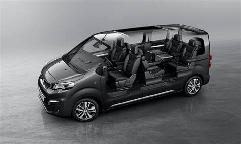 Schéma uspořádání sedadel v Peugeot e-Traveller
