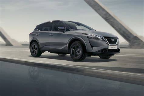 Infografika: Správná výměna stěračů a typy upnutí na Nissan Qashqai