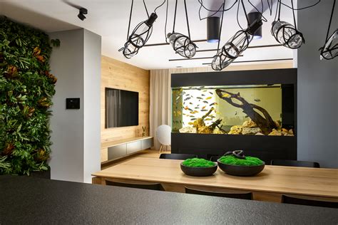 Interiér Fordu Cougar s důrazem na prostor a komfort