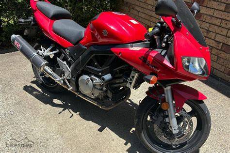 Infografika: Rozdělení dílů Suzuki SV650S