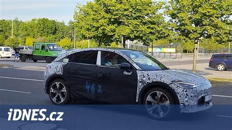 Maskovaný prototyp modernizované Octavie