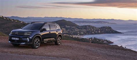 Infografika: Citroën C5 Aircross skladové vozy
