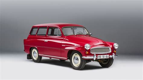historická Škoda Octavia Combi modely 1960s