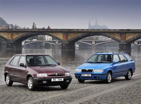 porovnání rozměrů Felicia hatchback a combi