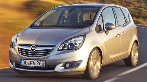 Téma obrázku k článku: technické schéma motoru Opel Meriva