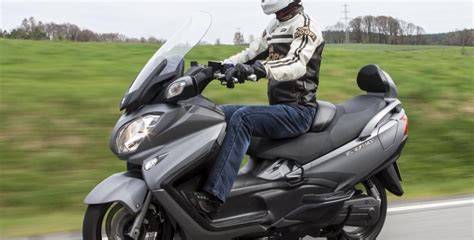 vyhřívané sedlo Burgman 650